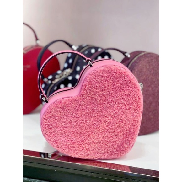 Kate Spade | Heart Crossbody. - Picture 2 of 14
